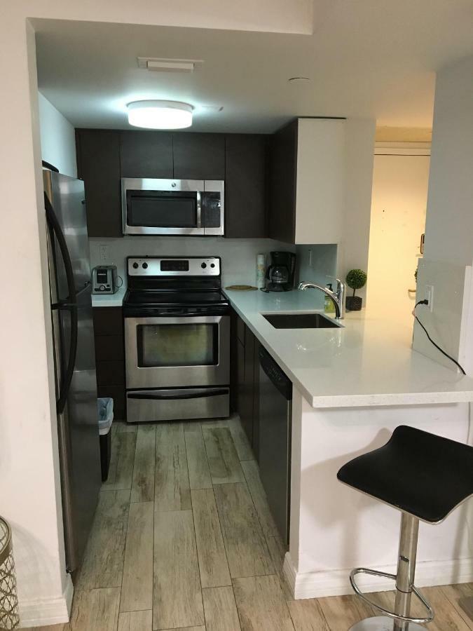 2 Bedroom Ocean Drive Newly Renovated マイアミビーチ エクステリア 写真